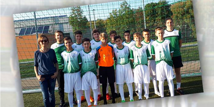 Neue Trikots für TSV Nachwuchskicker der C-Jugend